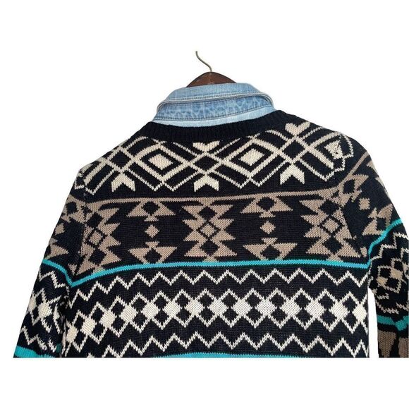 Southwest Tribal Knit Cardigan - Picture 5 of 13